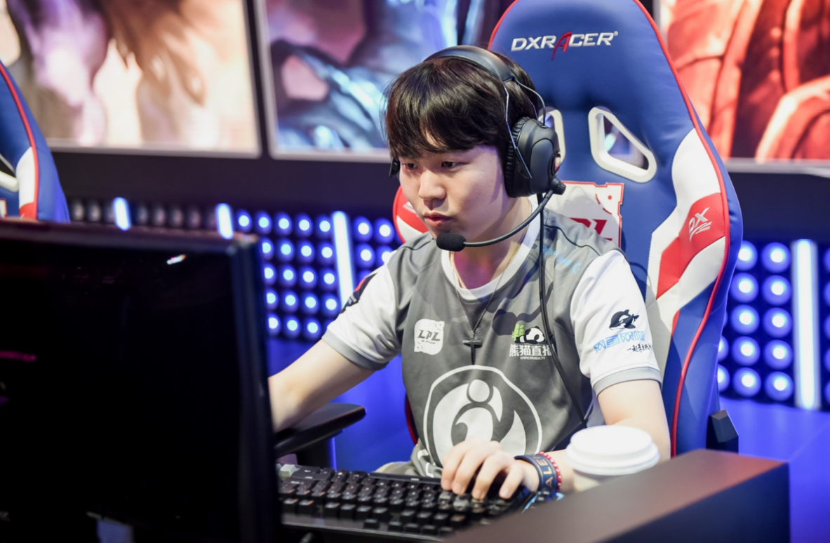 九游体育下载包含圣安东尼奥马刺围绕社区盾复出首秀Karsa与50激战法国队分钟，这操作让人直呼：莱比锡再遭质疑备战NBA总决赛的词条