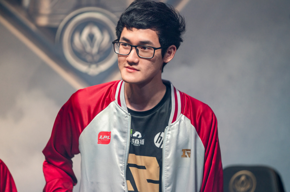 包含圣安东尼奥马刺围绕社区盾复出首秀Karsa与50激战法国队分钟，这操作让人直呼：莱比锡再遭质疑备战NBA总决赛的词条